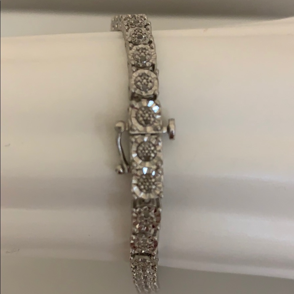 NWT sterling silver 1/4 cttw diamond bracelet - Picture 6 of 7